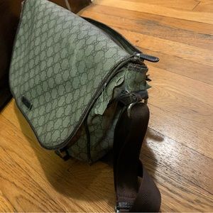 Gucci Messenger Bag